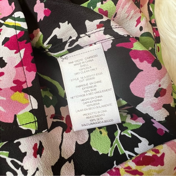 Equipment Femme Signature True Black Multi Floral Print Silk Blouse Size Small - Picture 7 of 7
